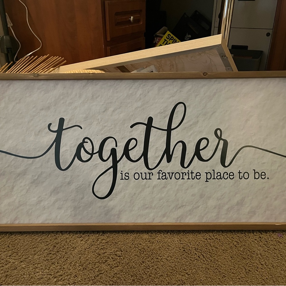 WALL DECOR
